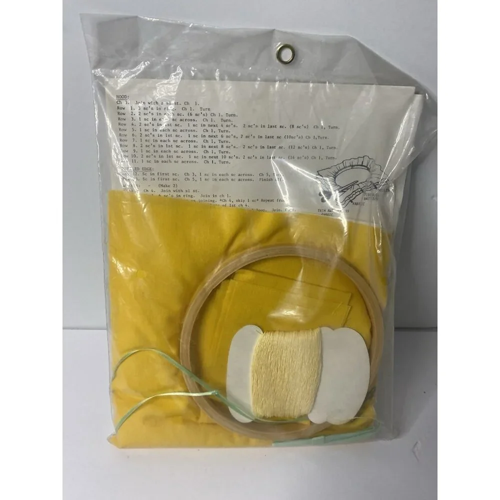 Cameo Crochet Collectibles Baby Lace Buggy Kraft Kit‎ Yellow